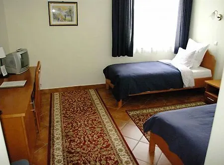 Lorenzo Otel